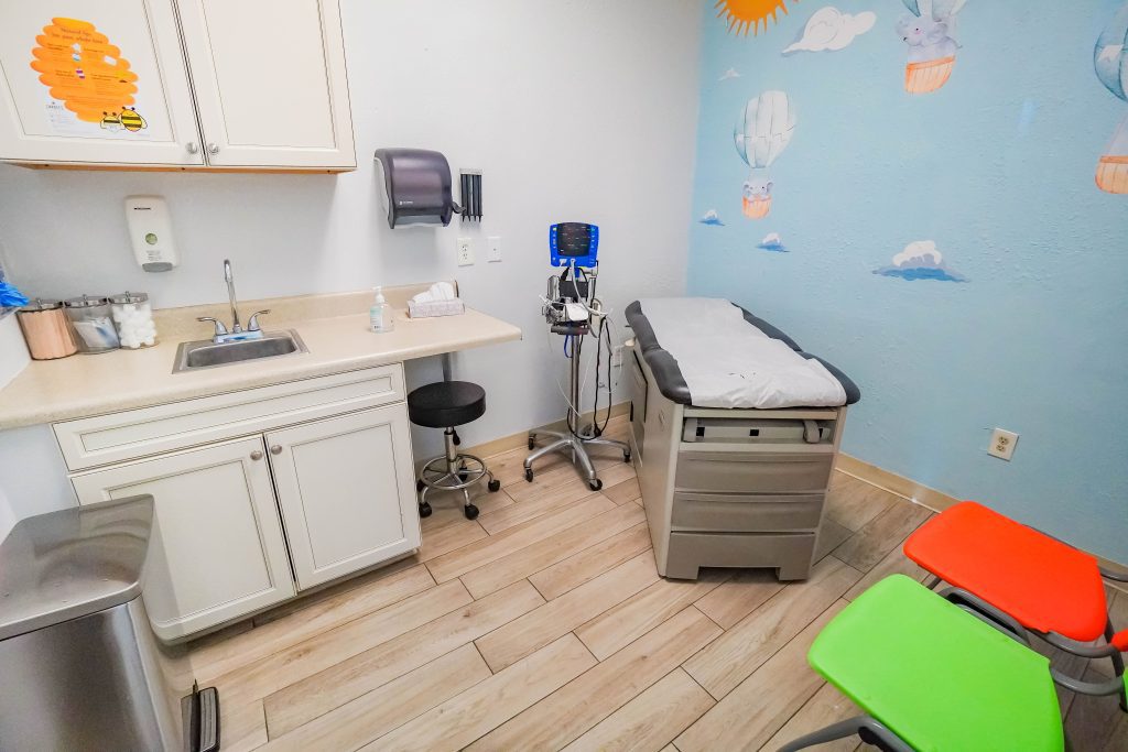 Consulting room All around Pediatrics